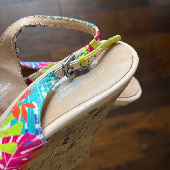 Colorful Wedges - Picture 2 of 6